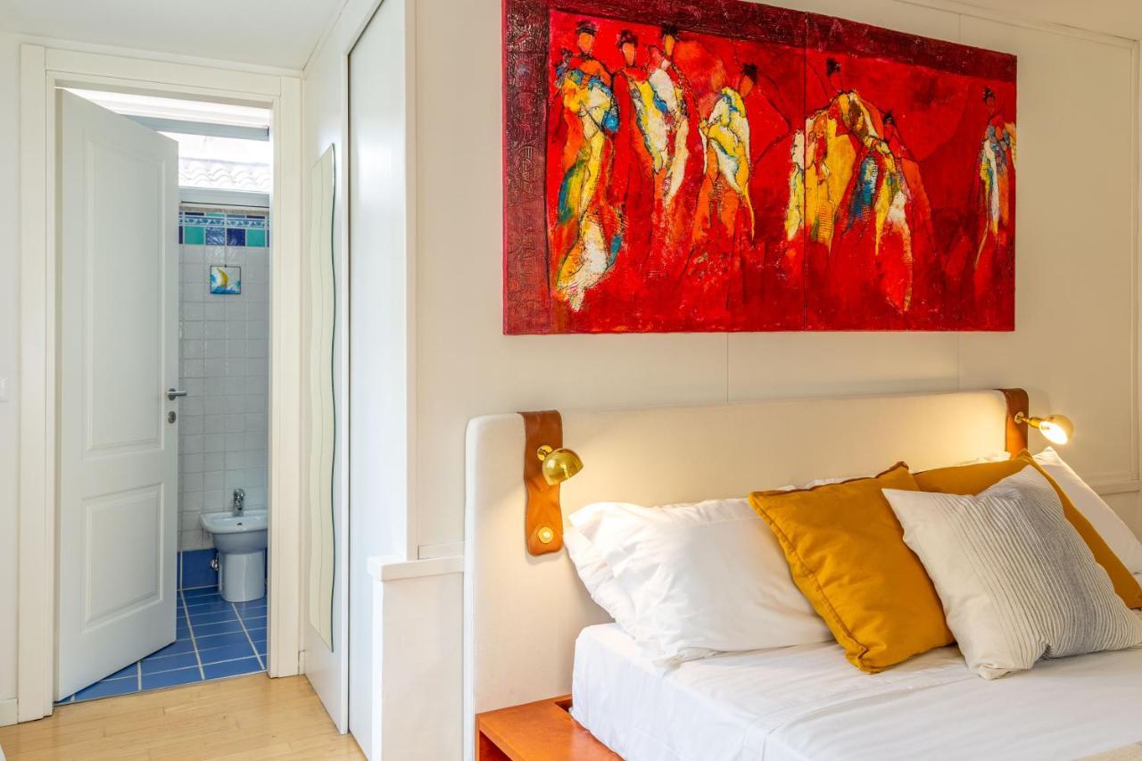 Lägenhet på 80 m² i Triestes centrum, med 3 sovrum och 3 badrum  Exteriör bild
